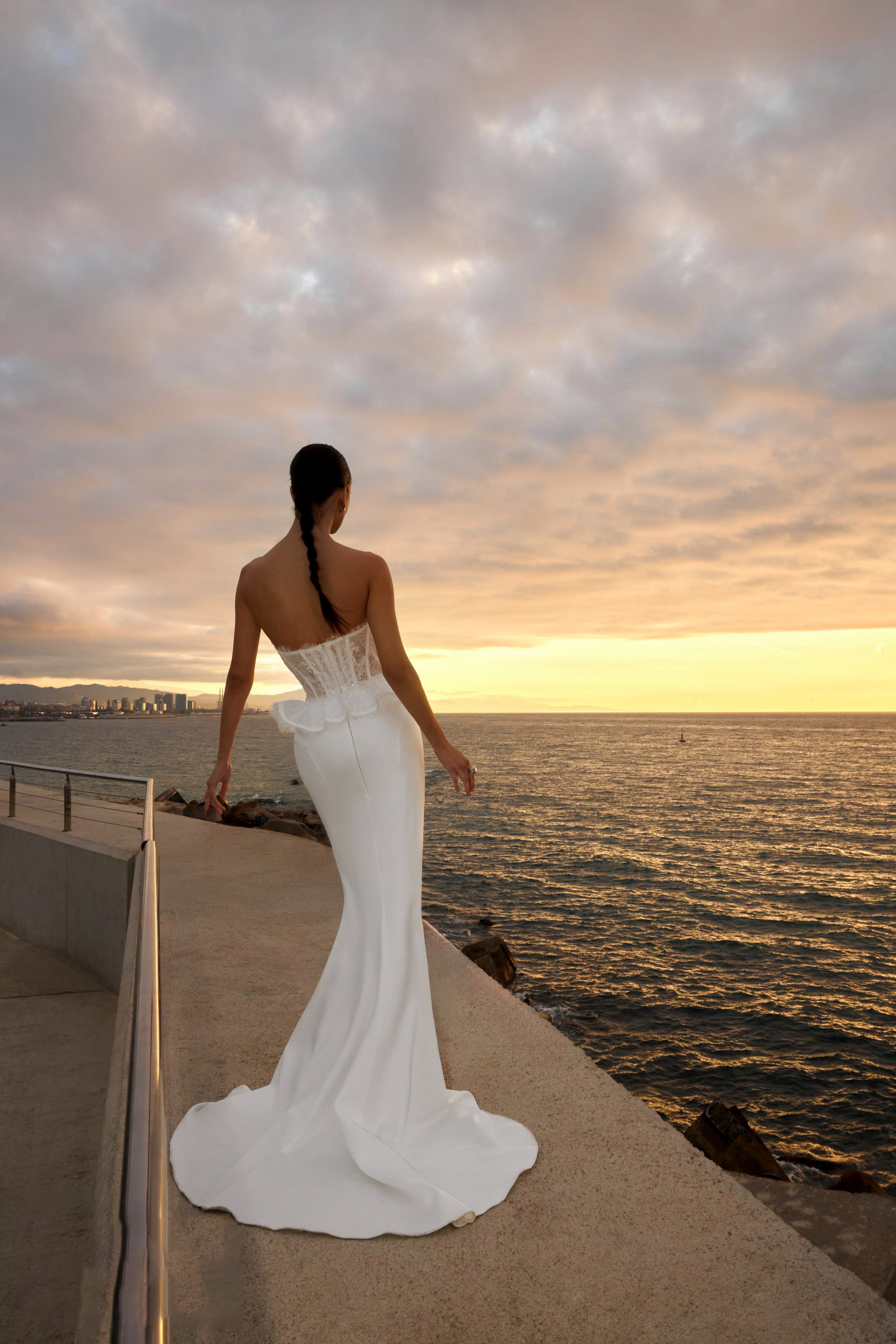 Graceful Mermaid Evening Dresses For Women Sweetheart Neck Sleeveless Gown Lace Pearls Beaded Sweep Train Dress Party Customized Dress