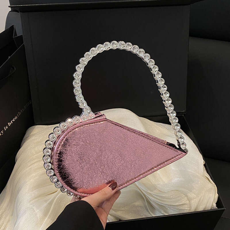 2025 Spring/Summer New Cross-Border Heart-Shaped Clutch with Diamonds, Fashionable and Stylish Women's Evening Bag, Handheld Bag