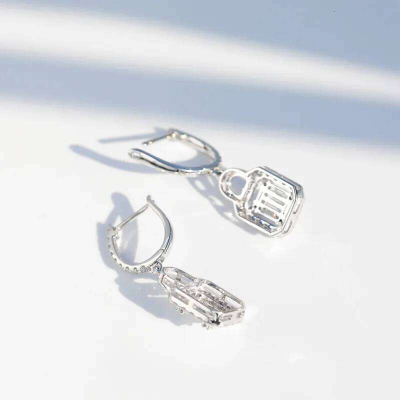 Huitan Luxury Micro Paved CZ Stone Women Drop Earring Lock Shape Pendent Wedding Marriage Bridal Earrings Trendy Jewelry Hot