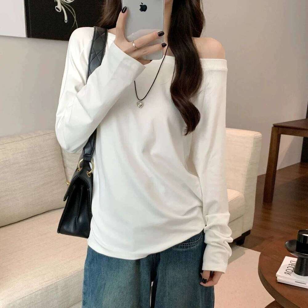 Women's off shoulder diagonal collar long sleeved women's solid color casual top, spring and autumn basic T-shirt, Kore