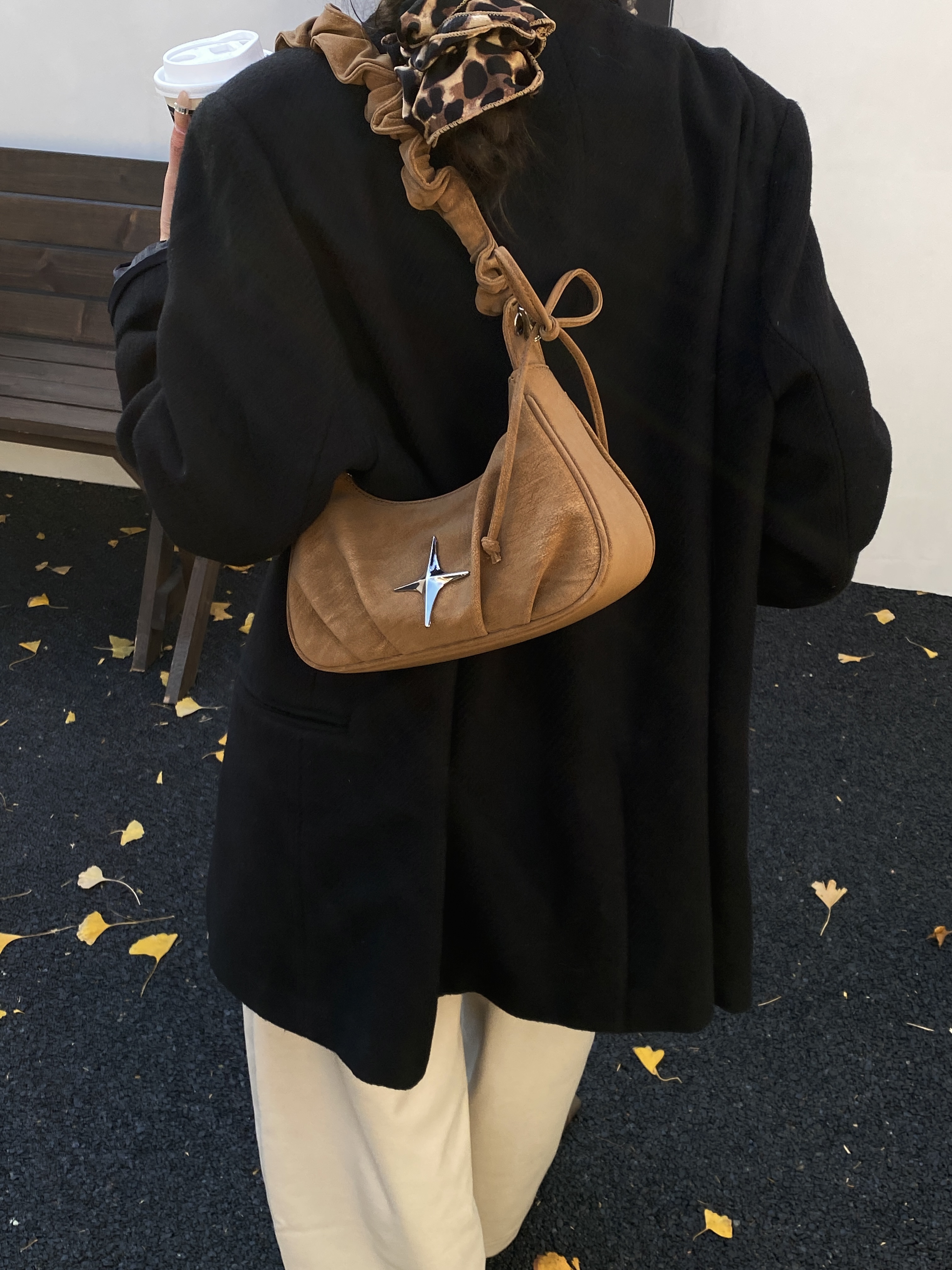 Chic & Robust Cross Body Satchel Ideal For Casual Outings