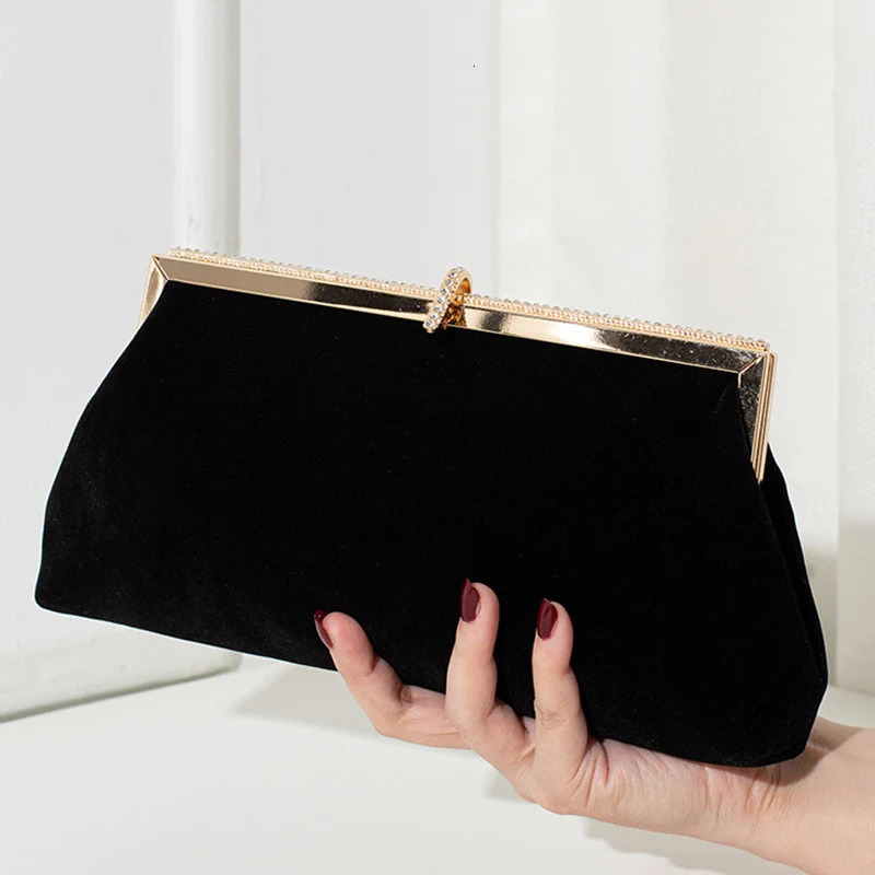 Fashion Temperament Velvet Clutch Bag Dinner Bag Studded Lock Diamond Banquet Cheongsam Wedding Evening Dress Bag Chain Handbag 251231