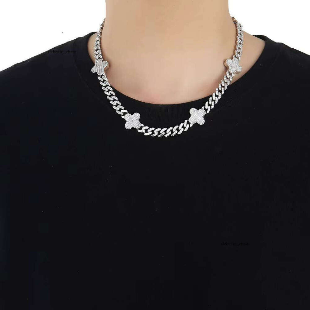 BESXL0402 Floral Hot Sale Four Necklaces New Design Shiny VVS Moissanite with Cuban Chain Link Gift