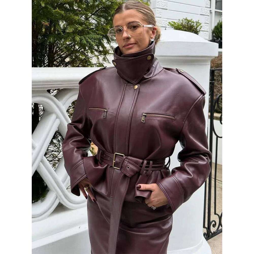 Burgundy Waist Cinching Jacket Women Fashion Lace Up Stand Collar Zipper Bucket Short Jackets 2025 Lady High Street Coats Winter