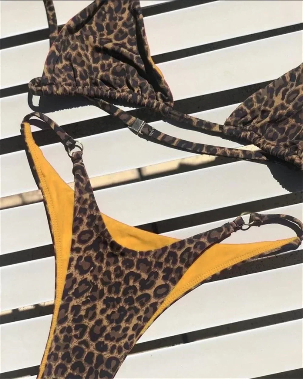 Sexy String Bikini Leopard Print Back Hook Push Up Swimsuit Women Two Piece Swimwear Triangle Thong Brazilian Beach Bathing Suit 251231