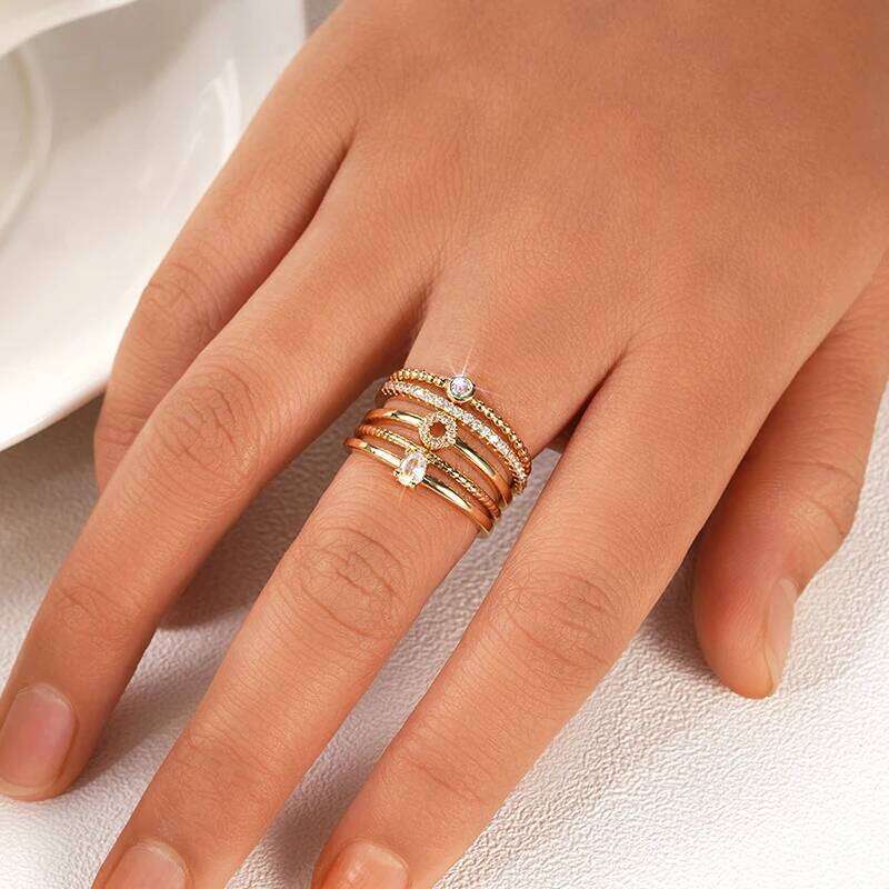 Huitan Fashion 5Pcs Stackable Rings Set Female Engagement Party Accessories Delicate Trendy Brilliant Zirconia Finger Jewelry