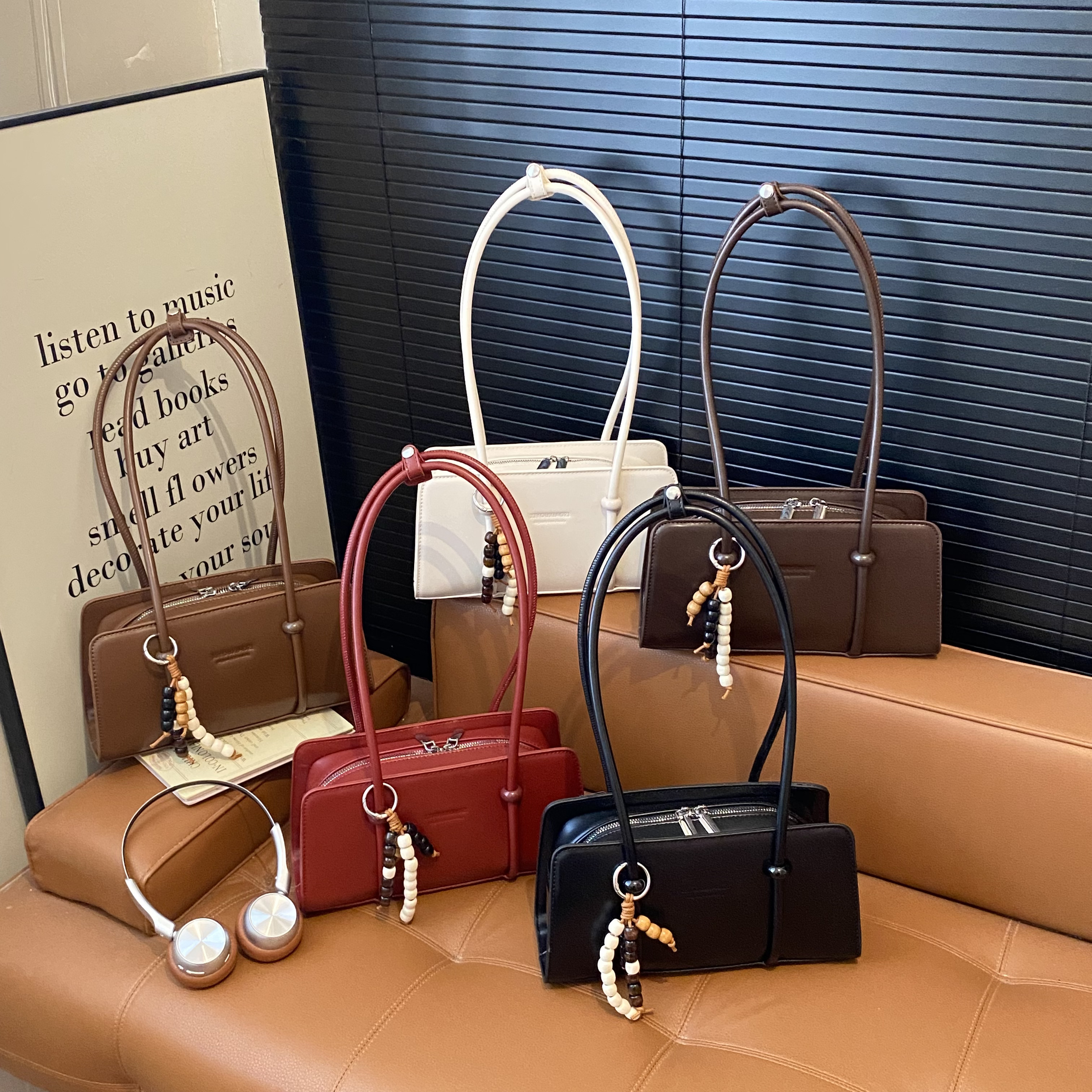 Stylish Compact Cross-body Purse Perfect for Traveling