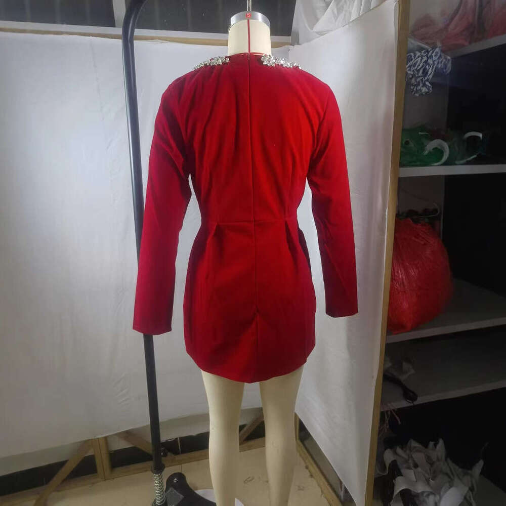 2026 Spring Women's Elegant Square Neck Pearl Lace Short Fashion Dress