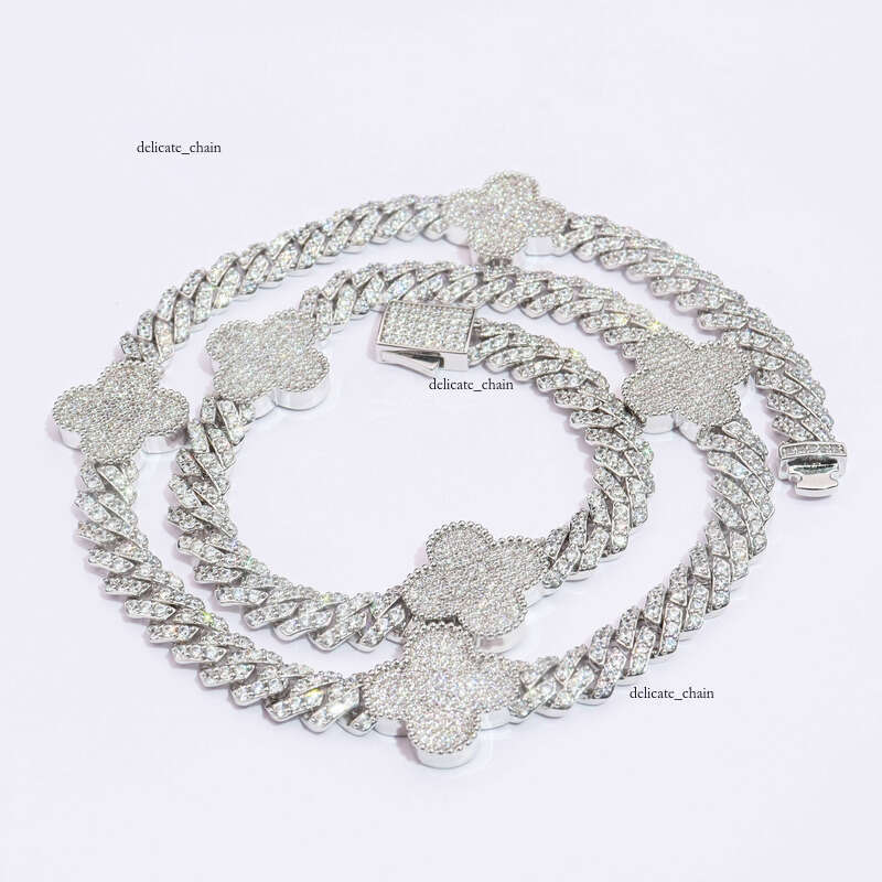 Hot Sale Women's 925 Sterling Silver VVS Silicon Stone VVS Moissanite Iced Lucky Four-Leaf Clover Cuban Valentine's Day Bracelet