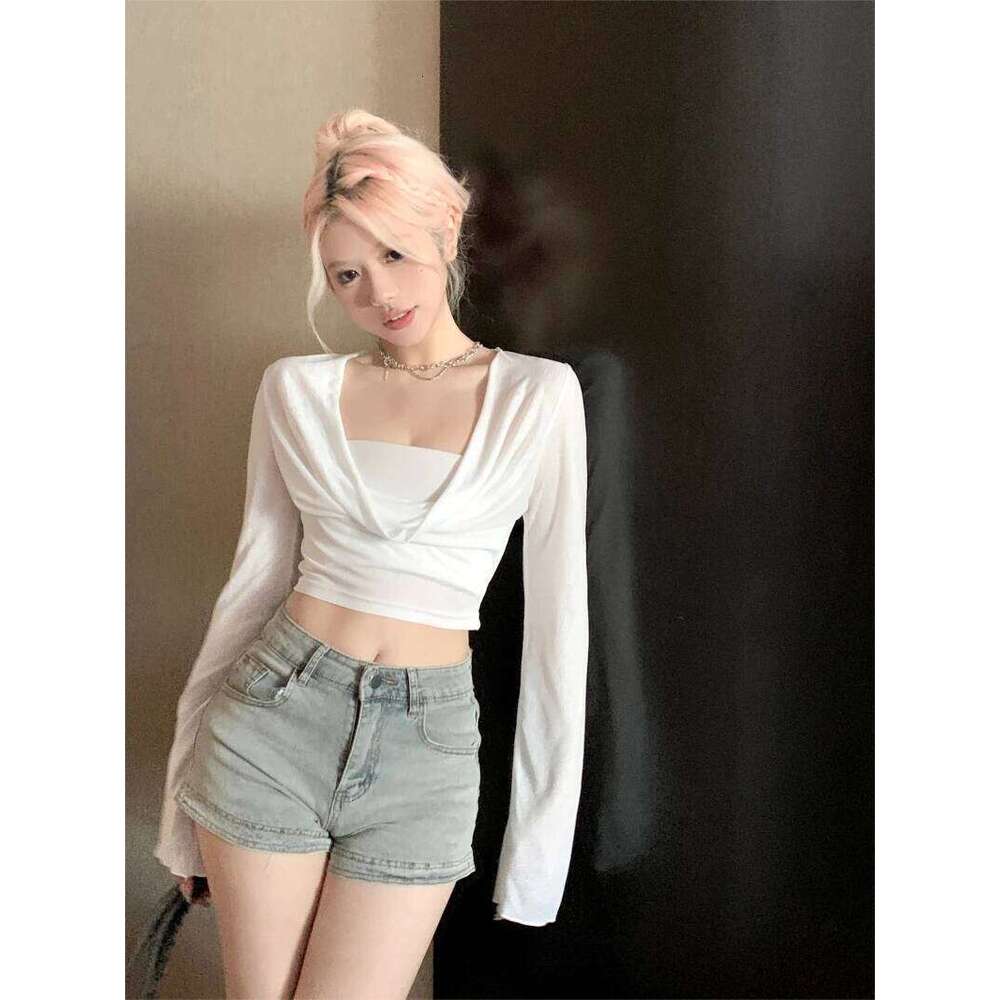 Spicy girl sand dune wasteland wind sun protection long sleeved T-shirt for women summer 2025 new design sense hooded crop top