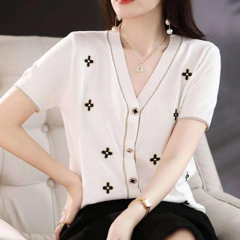 New Women's V-Neck Cashmere Sweater Cardigan Four Leaf Grass Short Sleeve Spring And Autumn Fashion Soft Ca
