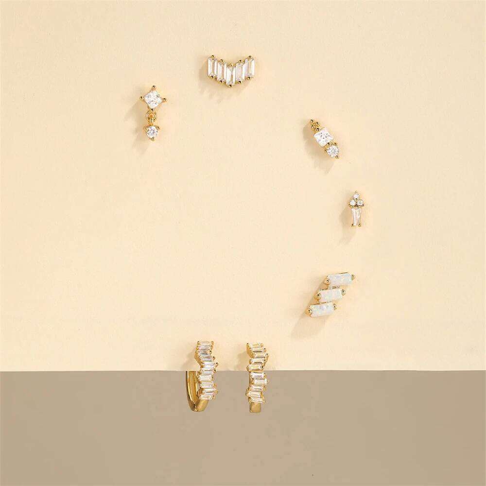 Aide 1PC White Shiny Zircon Cartilage Stud Earrings Spiral Puncture 925 Sterling Silver For Women Ins Ear Bone Earring