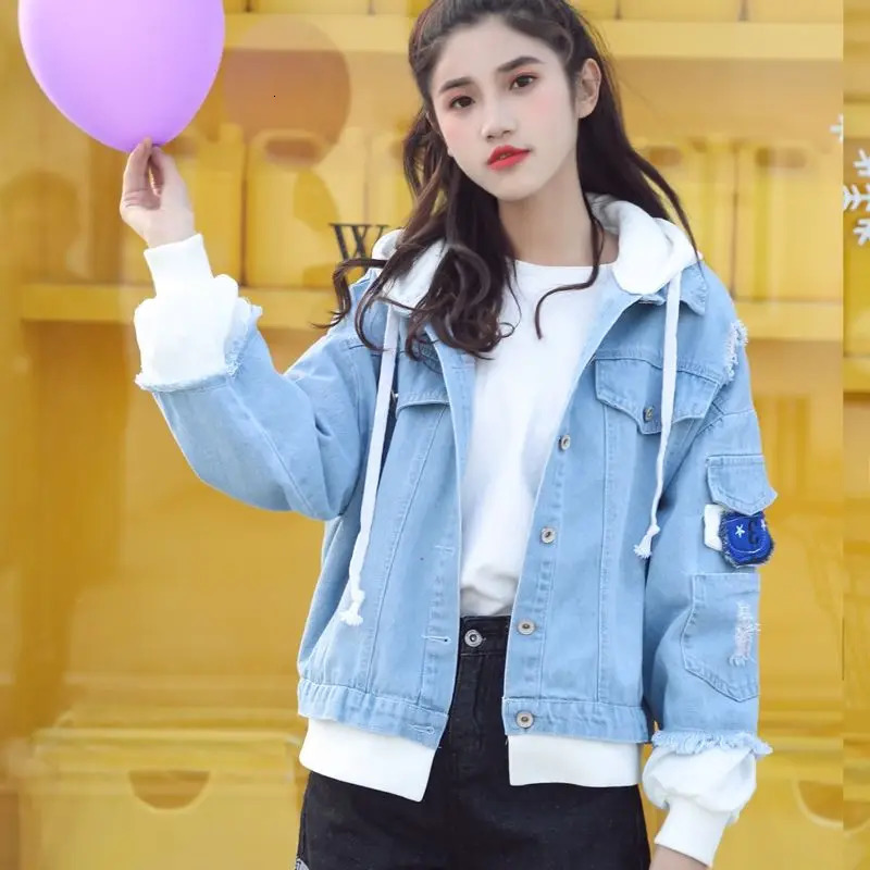 Vintage Denim Jacket Woman Spring Autumn Coat Ripped Hooded Outerwear Windbreaker Basic Coats Boyfriend Female Jeans 251231
