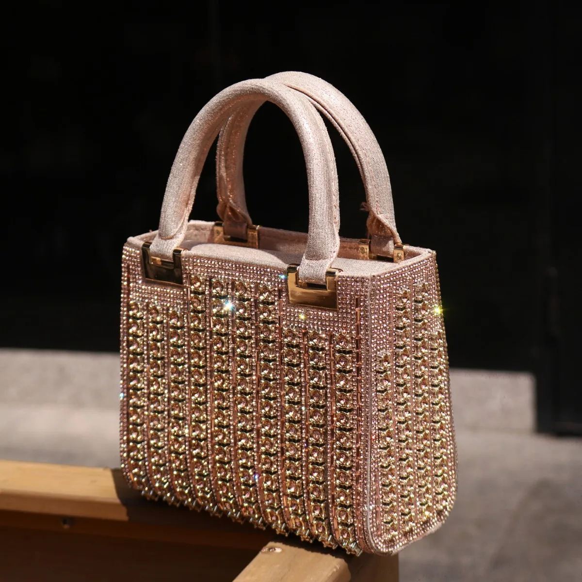 High-end Crystal Diamond Women Evening Clutch Bag Fashion Big Rhinestone Wedding Party Handbags Shoulder Bag 251231