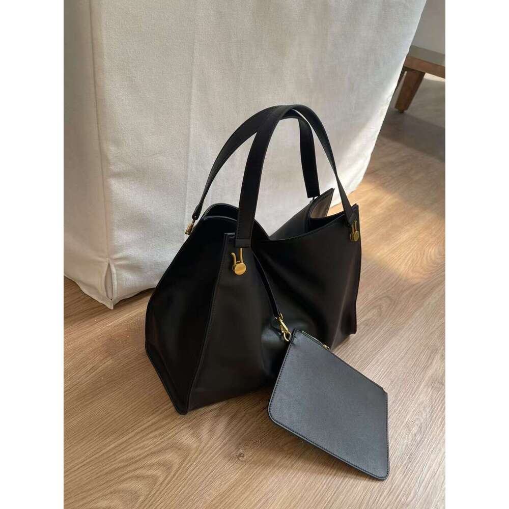 Totebag Shoulder ROSE NOIRE New Handheld Underarm With Metal Buckle Large Capacity Tote Bucket Bag Versatile And Practical Commuter For Women