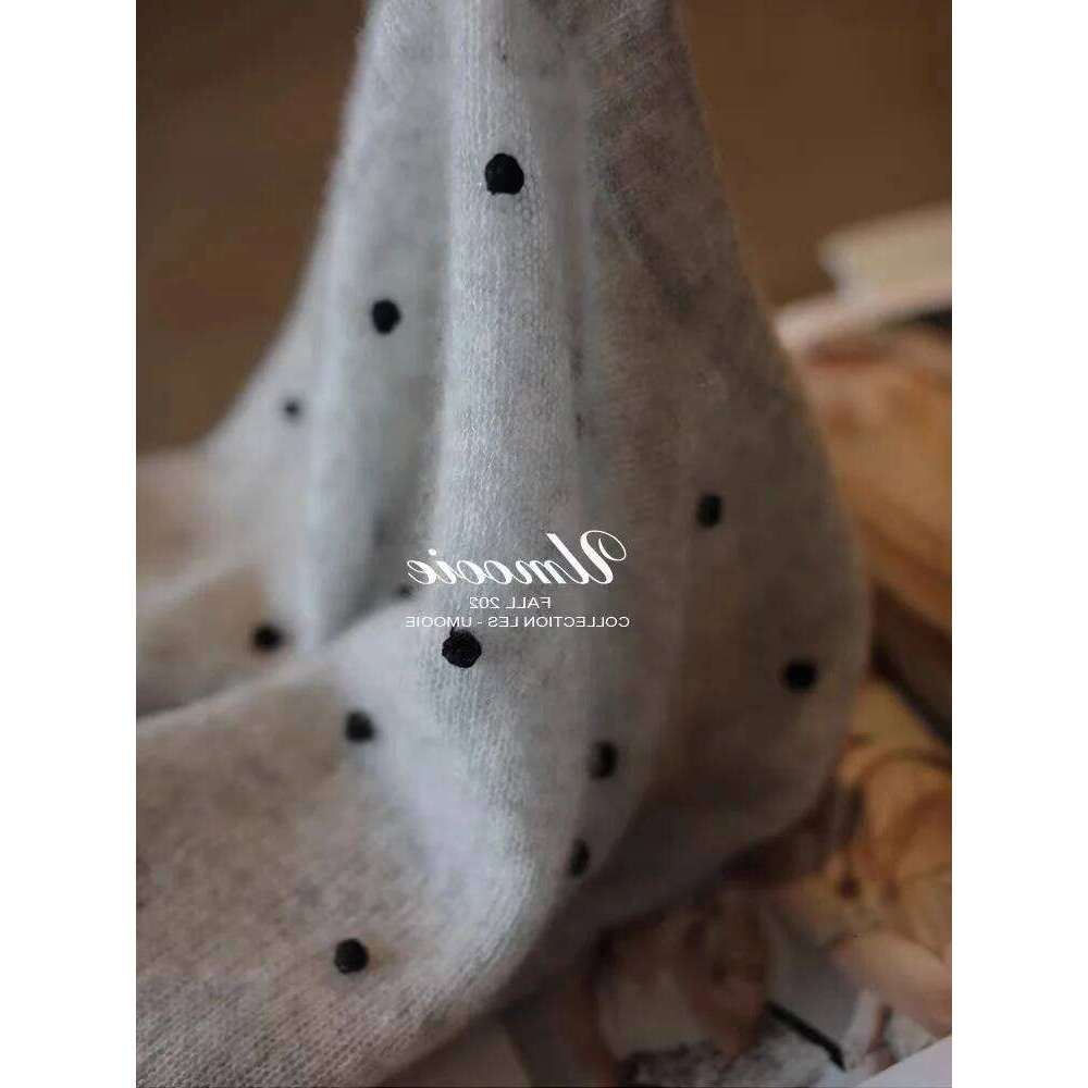 Autumn And Winter 2022 Women's New Christmas Casual Pullover O-Neck Loose Soft Hand Embroidered Cashmere Sweater Korean