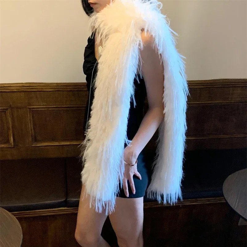 Korean er Runway Style Thick Scarf Fashionable Plush Long Strip Scarf Womens Imitation Mink Fur Y2K Girl Scarf for Warm 251225