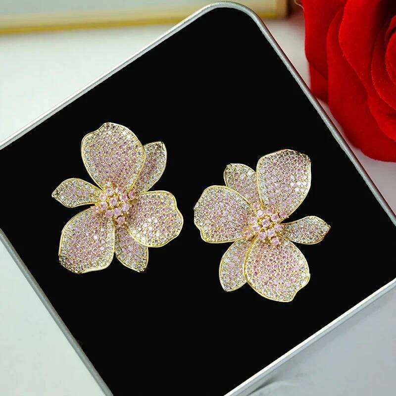 Huitan Sparkling Pink/White Flowers for Women Cocktail Dance Party Gorgeous Female Earrings Exquisite CZ Trendy Jewelry