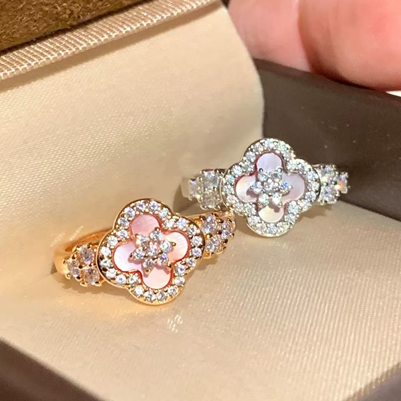 Luxury Brand Designer Jewelry Cherry Blossom Pink Clover Resin Zircon Ring Niche Elegant Rose Gold Ring Light Luxury High-End Trendy Jewelry