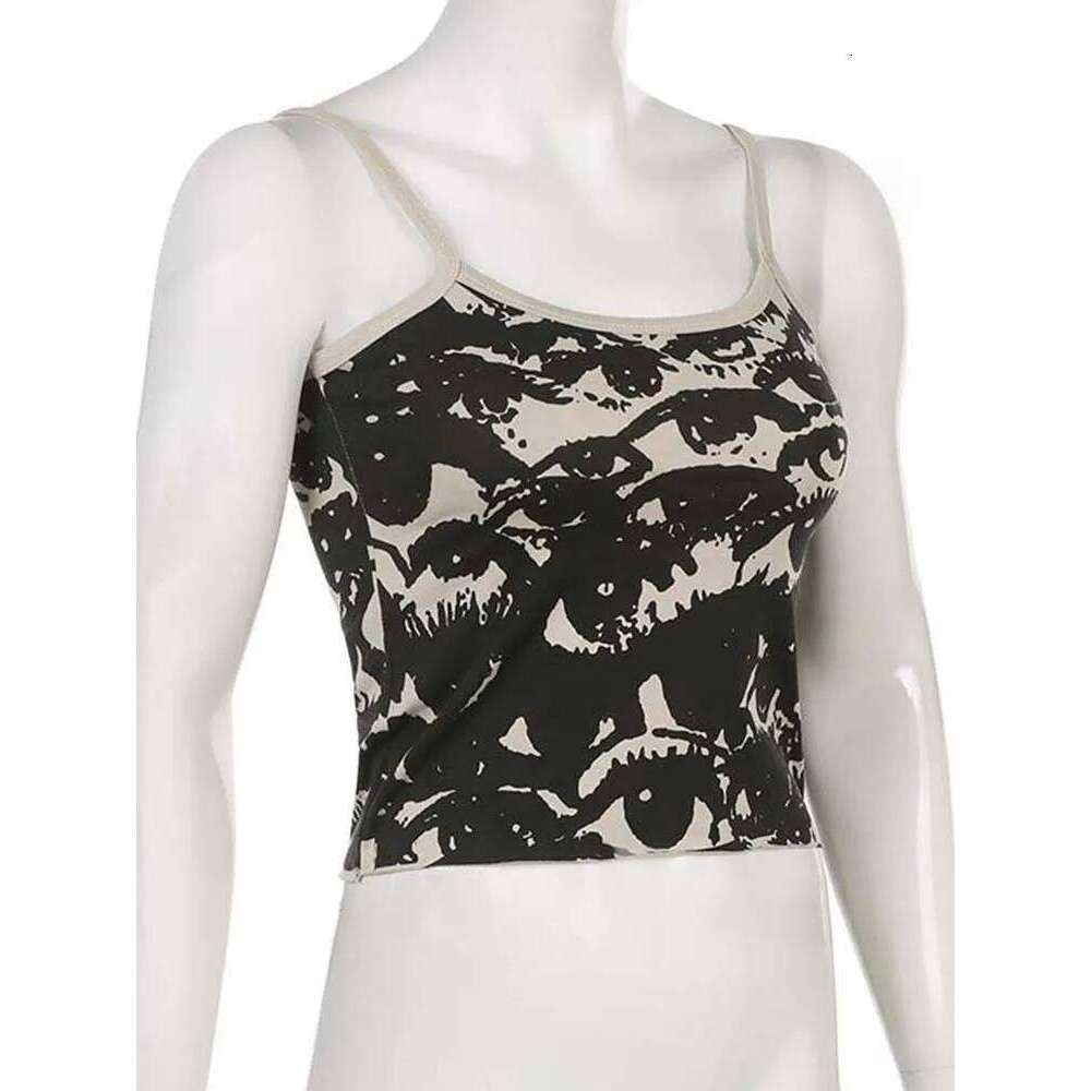 Gothic Portrait Print T-shirt Aesthetic Y2K Crop Tops Short Sleevle Vest Tees Harajuku Streetwear White Suspenders Women Clothes