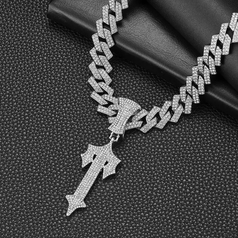 Style Personality Big Full Diamond Cuban Necklace Hip Hop Niche Legendary Sword Armor Pendant 251230