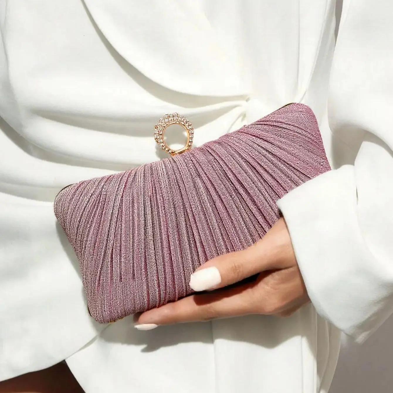 Valentines Day Evening Bags Finger Ring Diamonds Clutch Ruched Fashion Prom Dinner Handbags With Chain Purse 251231