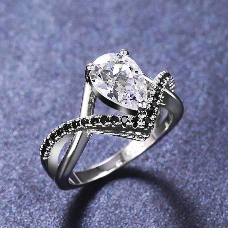Huitan 2020 New Unique Black Cubic Zirconia Hollow Out Ring For Women Fashion Female Modern Wedding Jewelry Rings Dropshipping