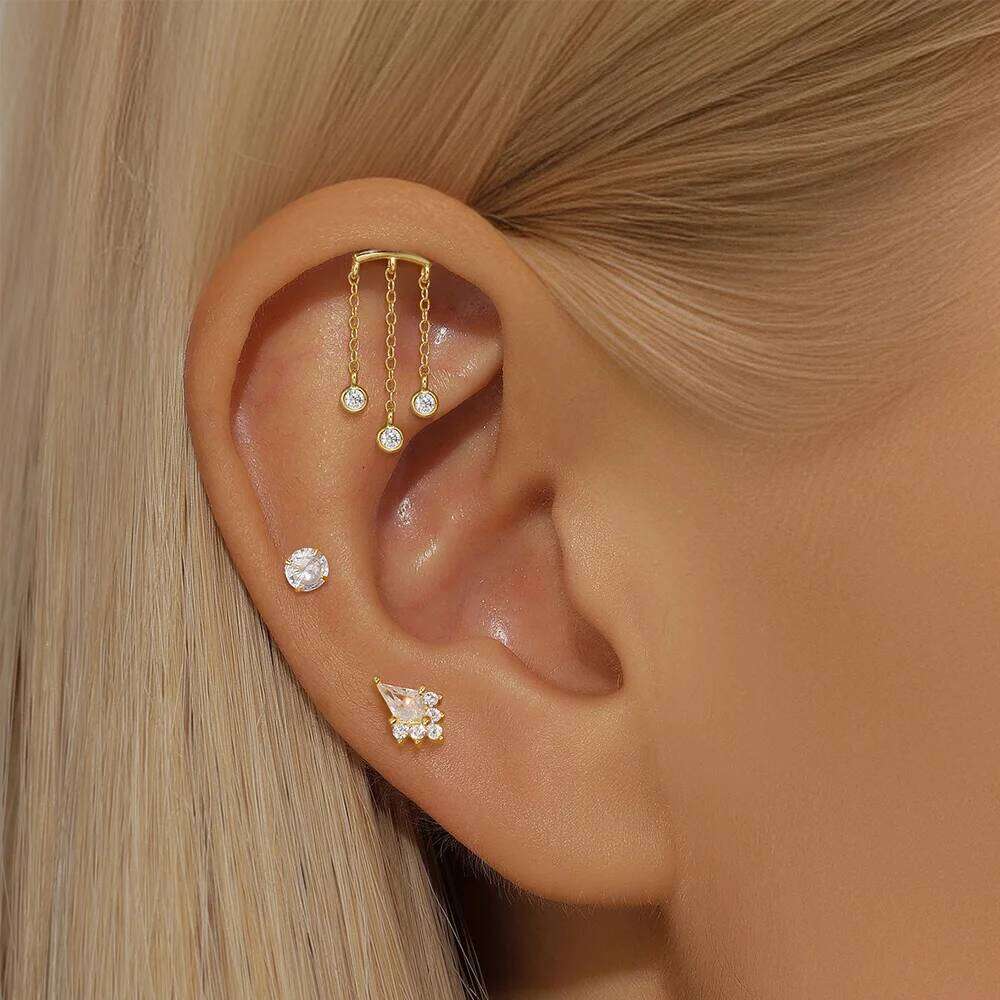 Aide 925 Sterling SilverCute Small Golden Bear Stick Earpost Spiral Stud Earrings For Women Classic Fashion Ear Bone Earring 1pc