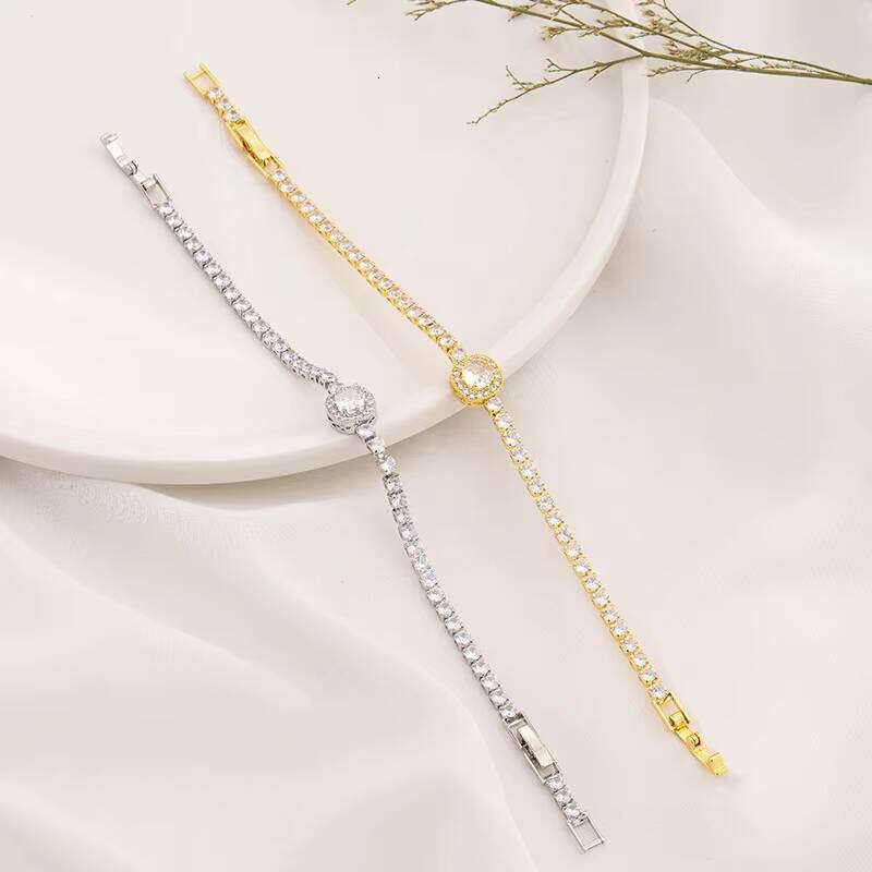 Luxurious Women's gold Red and White Glamorous Fashion Lucky Four-Leaf Tennis Diamond Colorful VVS Moissanite Clover Bracelet