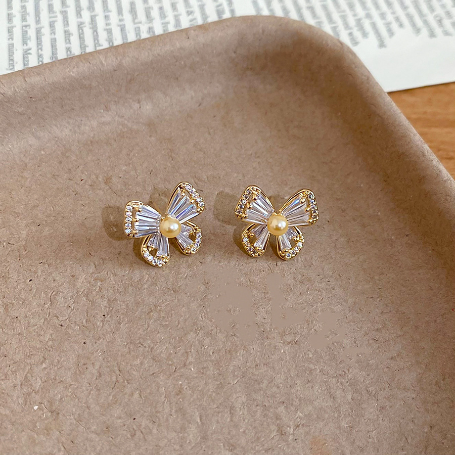 Real Gold Plated Zircon Butterfly Pearl Stud Exquisite Elegant Versatile Light Luxury High-end Feel Earrings for Women - view 7