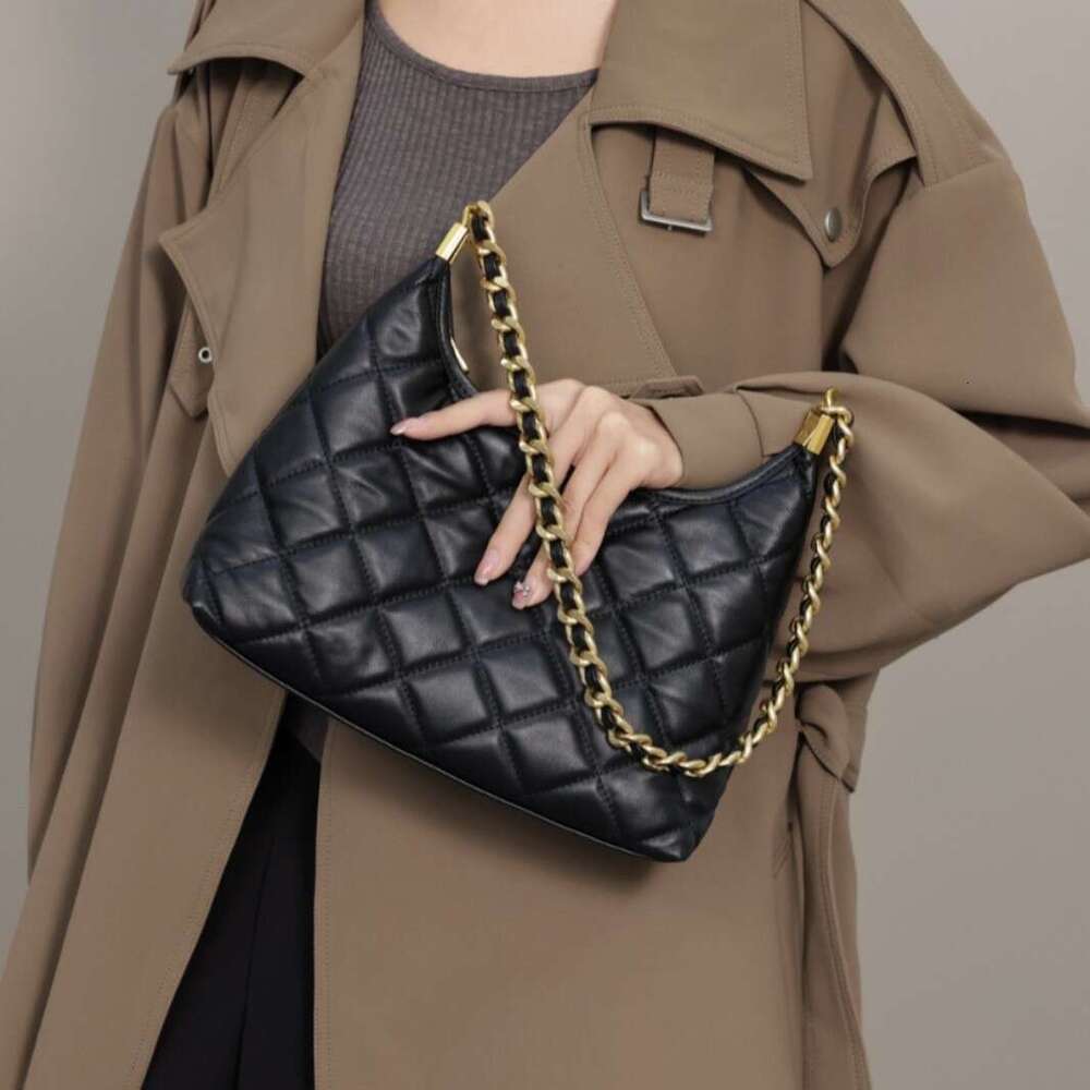 toteBag Shoulder ROSE NOIRE Top Layer Cowhide Quilted for Women New Spring Summer Genuine Leather Fashion Versatile Elegant Single Shoulder Underarm C