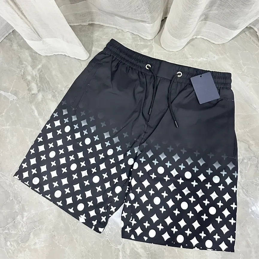 Mens Shorts Designer Swimming Trunks Letter Print Beach Board Shorts Quick Drying Swim Wear Summer Mens Bathing Suit