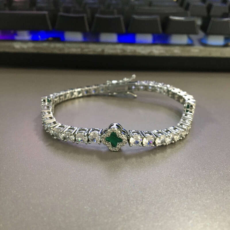 VVS Moissanite Fashion Women's 4mm Brass Green Agate Iced Lucky Four-Leaf Clover CZ Tennis Valentine's Day Bracelet