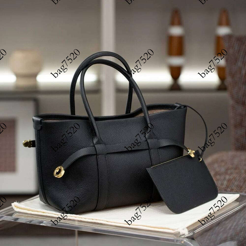 Light luxury new minimalist and versatile tote bag, fashionable women's single shoulder handbag Pingshuo