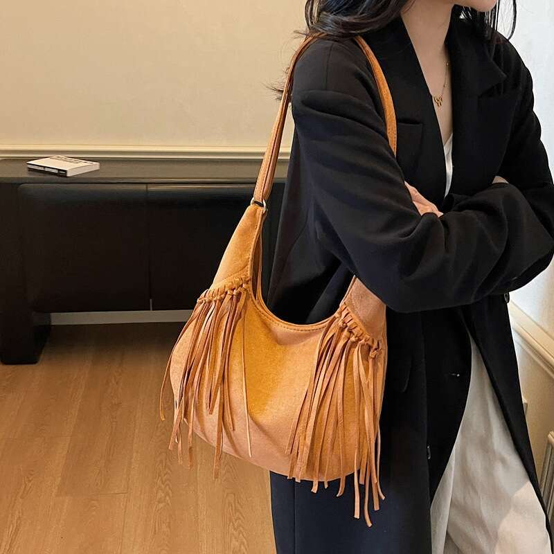 Cross-Border Niche Bohemian Style Tassel for Women 2025 New Fashion Casual Dumpling Single Shoulder Crossbody Bag