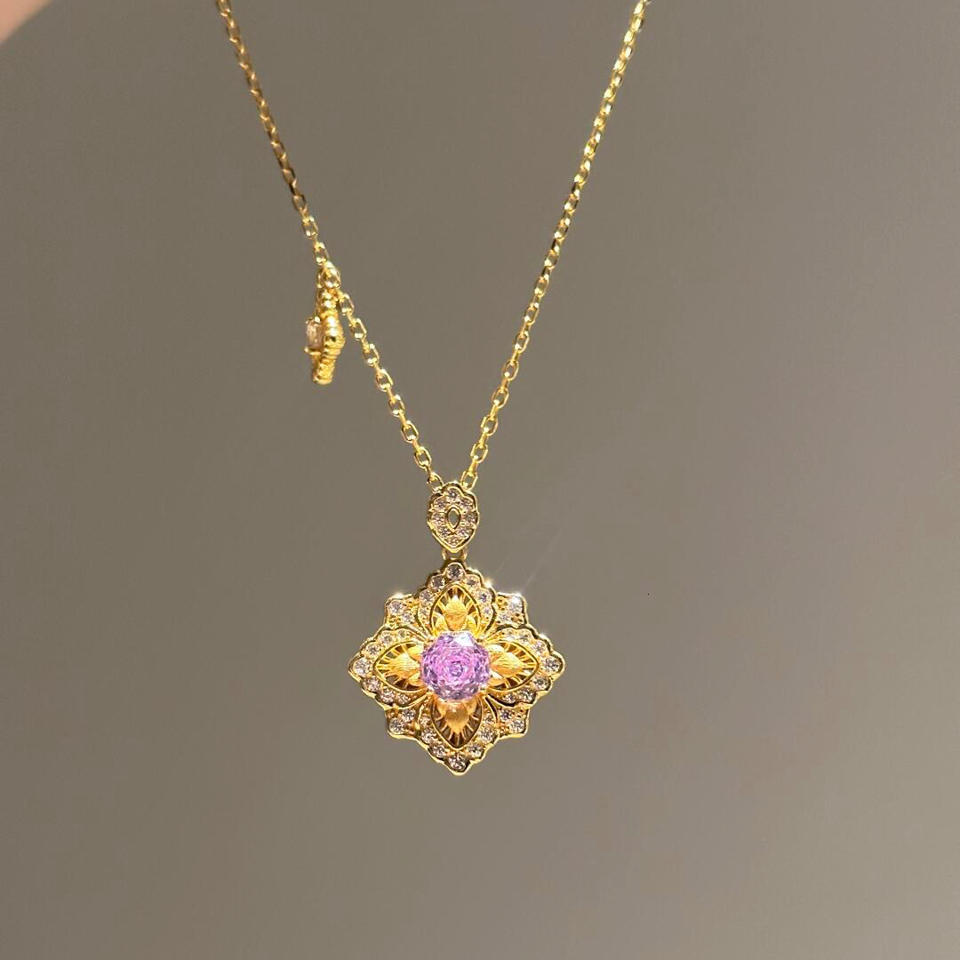 Luxury Brand Designer Jewelry French Style Gold Brushed Colorful Rose Cut Four-Leaf Clover Pendant Necklace Classical High-End Light Luxury Sweater Ch