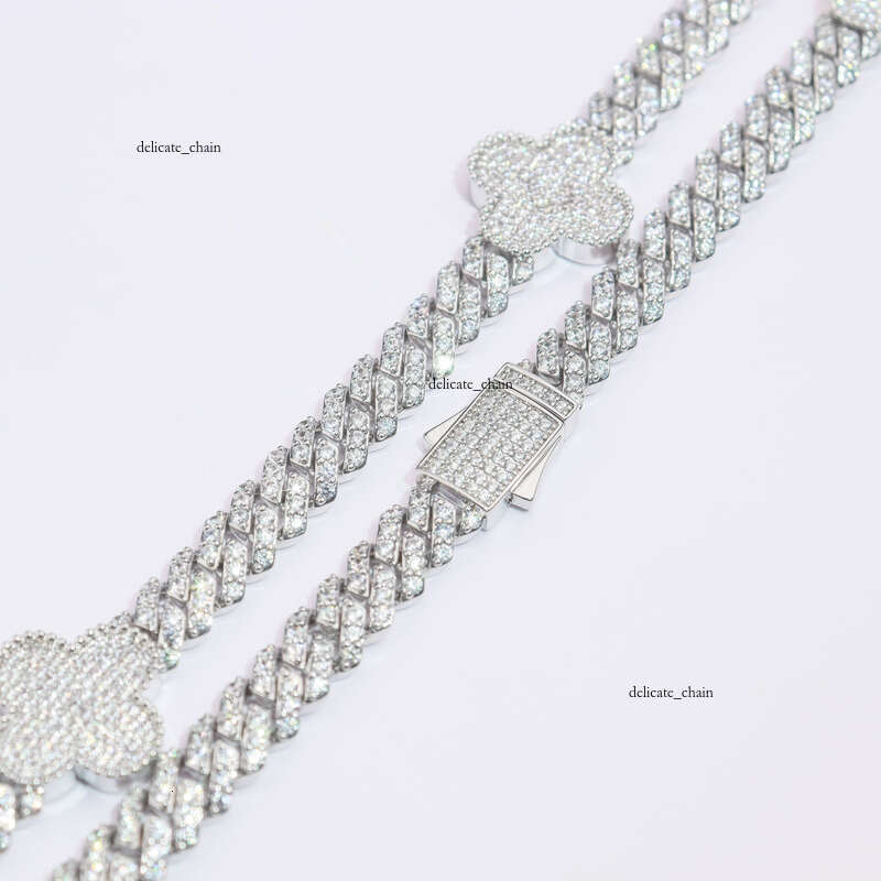 Hot Sale Women's 925 Sterling Silver VVS Silicon Stone VVS Moissanite Iced Lucky Four-Leaf Clover Cuban Valentine's Day Bracelet