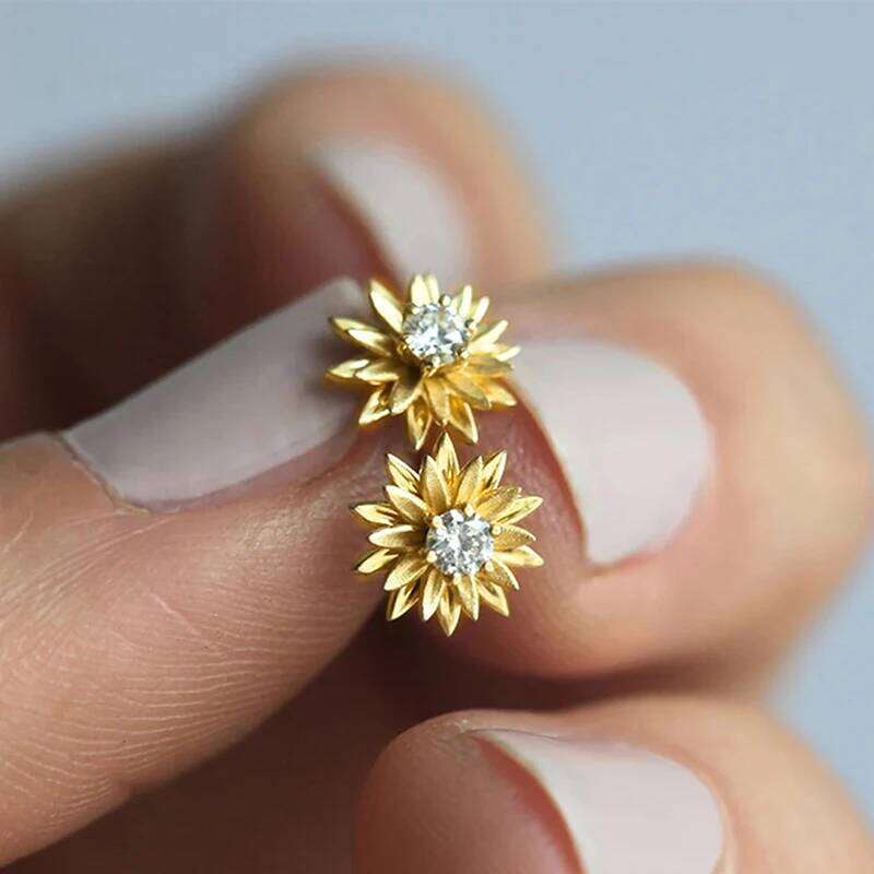 Huitan Dainty Flower Stud Earrings White/Golden Color Fancy Ear Accessories for Women Daily Wear Girls Gift Statement Jewelry