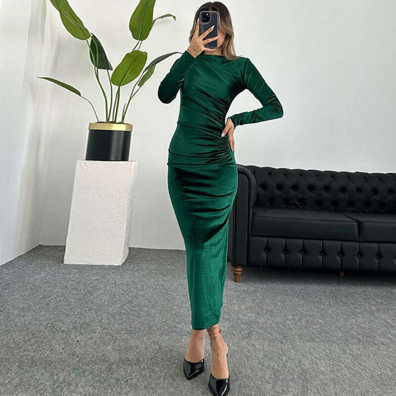 2026 Autumn Winter New Fashion Solid Color Slim Fit Ruched Round Neck Long Sleeve Dress for Women Export