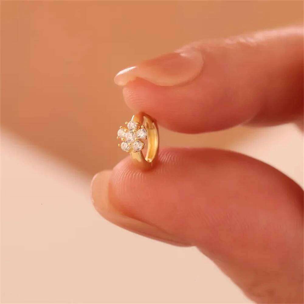 Aide 1pc 925 Sterling Silver Zircon Flower Hoop Small Gold Color Circle Hoops Huggie Piercing Earring Trendy Jewelry