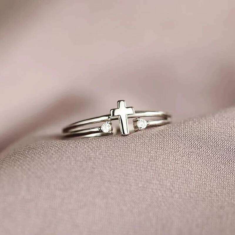 Huitan Chic Dainty Silver Color Cross Ring Female Fashion Finger Jewelry with Bright Cubic Zirconia Accessories for Daily Wear