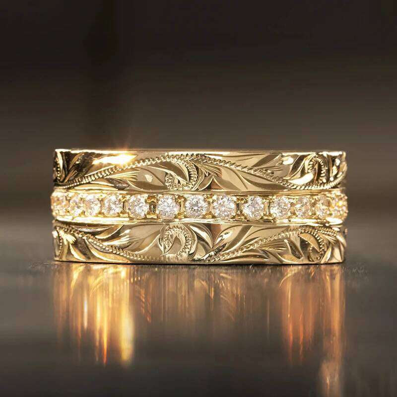 Huitan Aesthetic Carved Pattern Wedding Band Women Silver Color/Gold Color Luxury Trendy Female Rings for Party Jewelry
