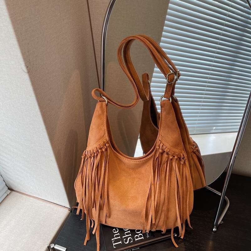 Cross-Border Niche Bohemian Style Tassel for Women 2025 New Fashion Casual Dumpling Single Shoulder Crossbody Bag