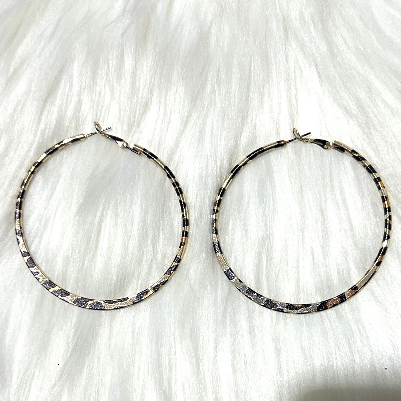 Y2K Jewelry Metal Pink Leopard Print Big Round Earrings for Women Vintage Sexy Earrings Punk Charm Fashion Earrings Accessories 251230