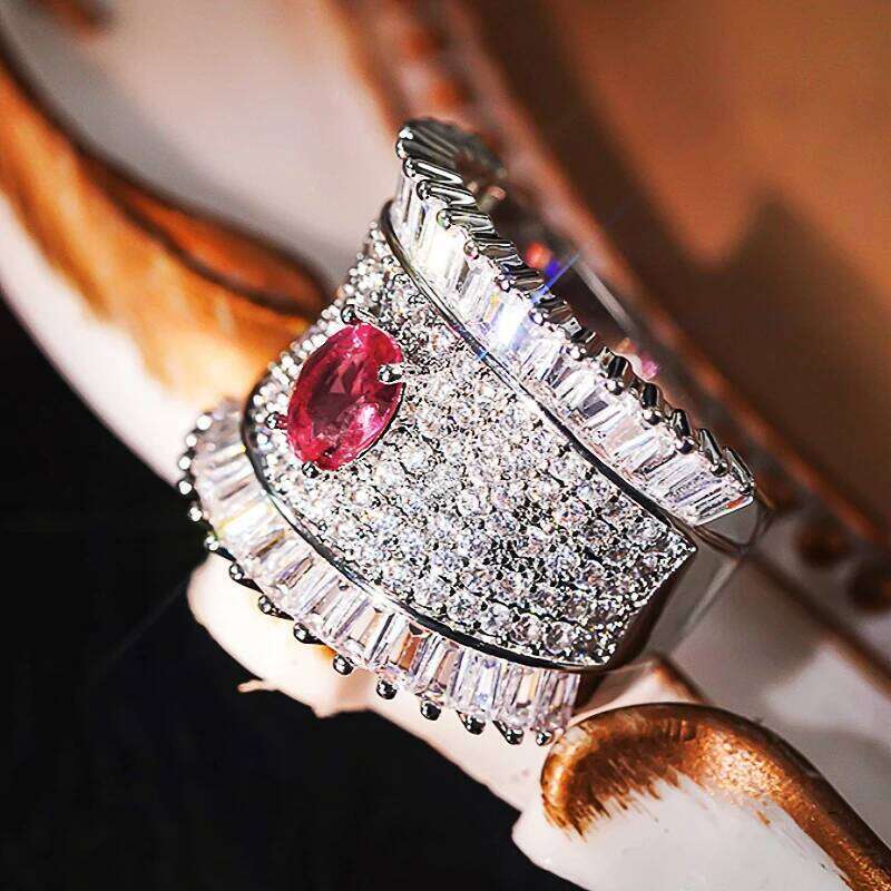 Huitan Full Bling Iced Out Red CZ Rings Women for Wedding Cocktail Party Gorgeous Lady Anniversary Gift Sparkling Trendy Jewelry