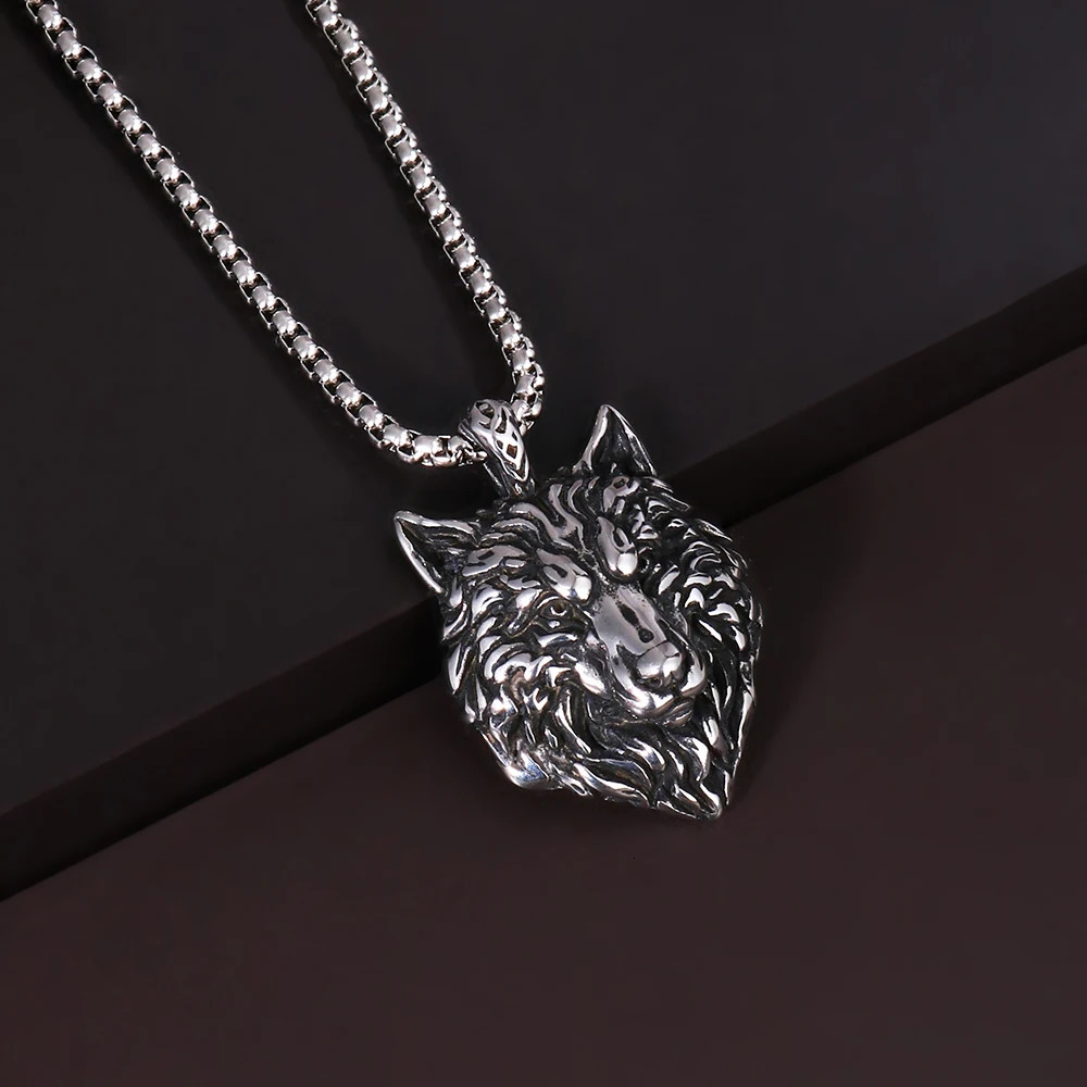 1PC Mans Fadeless Stainless Steel Animal Pendant Necklace Men Wolf Necklace for Man Jewelry 251230
