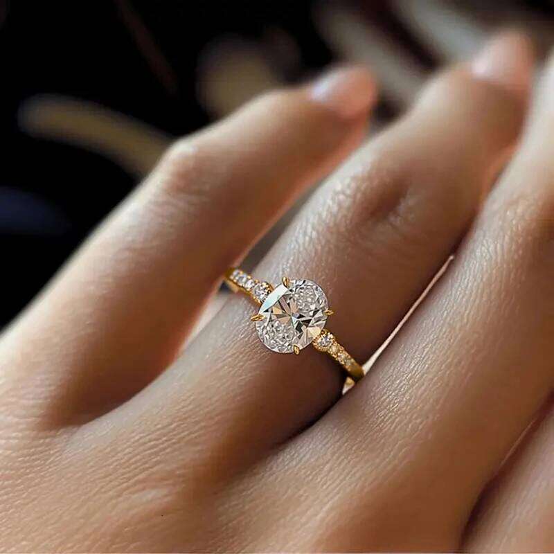Huitan Classic Oval Cubic Zirconia Wedding for Women Gold Color Temperament Elegant Lady Engagement Rings Eternity Jewelry