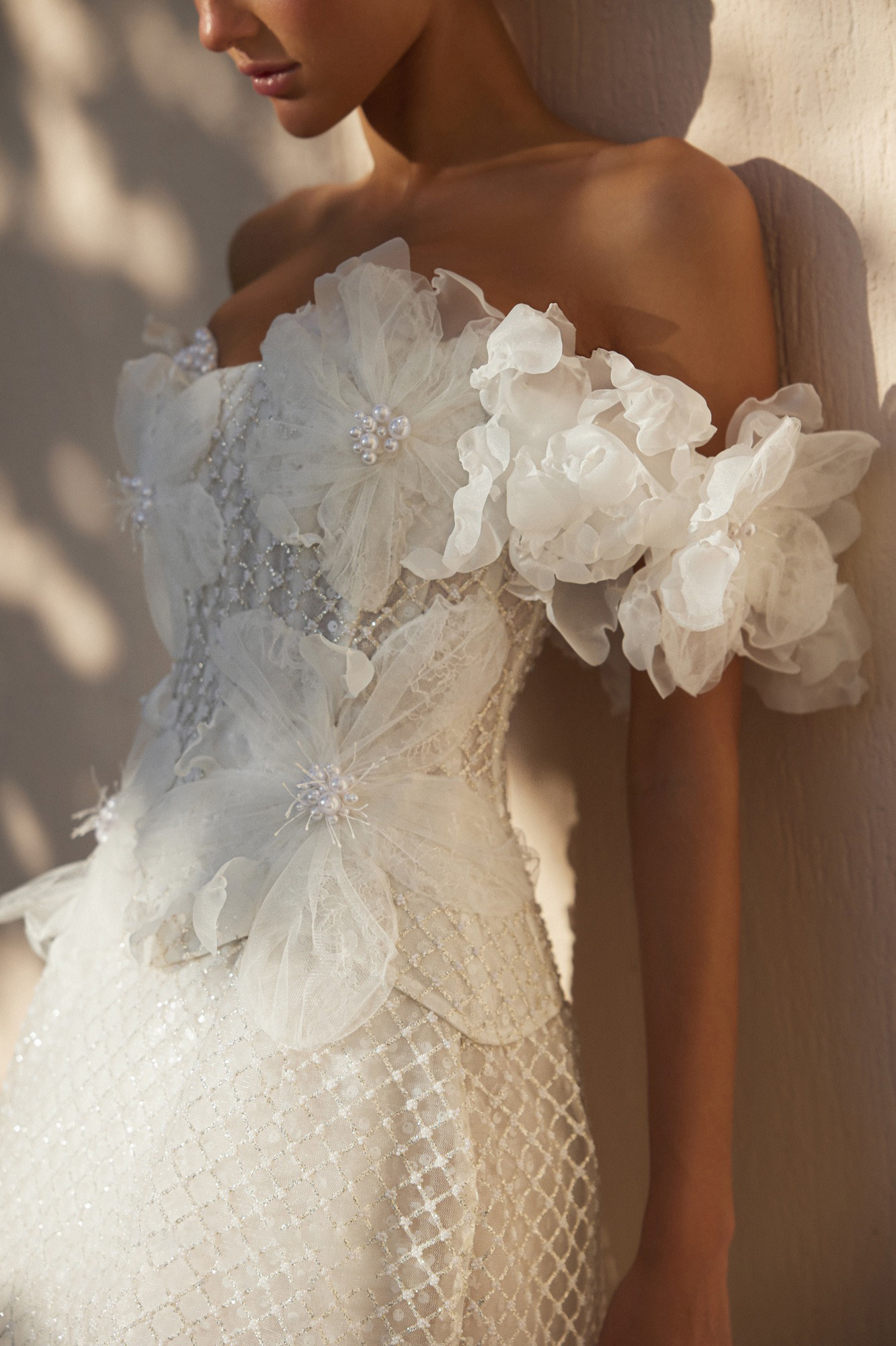 Designer Mini Evening Dresses For Women Off Shoulder Sleeveless Gown Appliques Pearls Beaded Short Dress Party Customized Dress