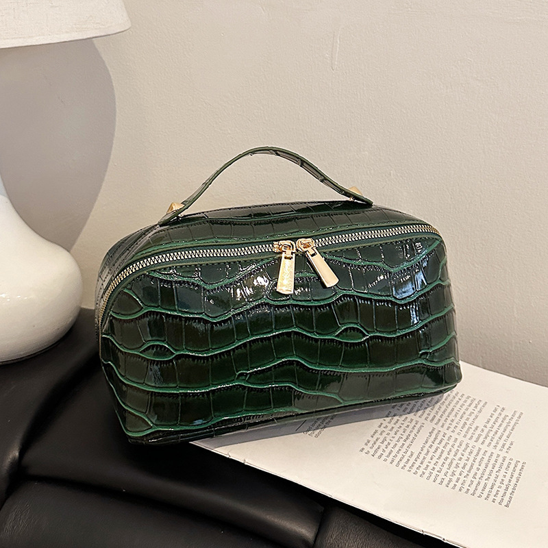 New Design Cross-border New Leather surface high-end crocodile pattern cosmetic bag Large capacity cosmetic storage bag Free shipping