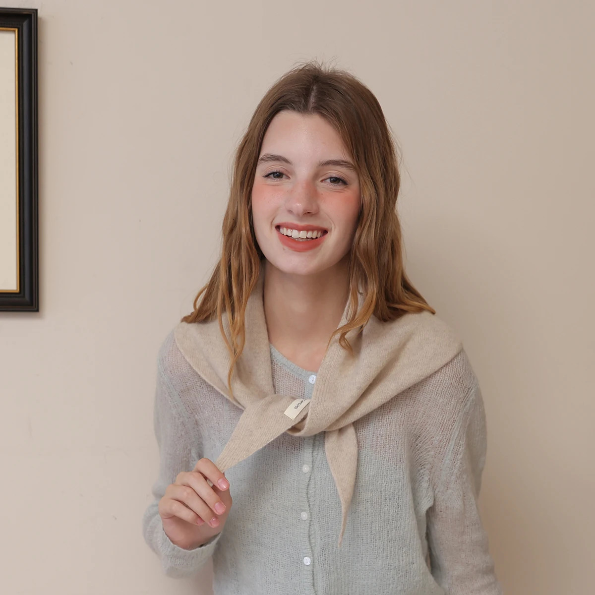 A Solid Color Wool Knitted Triangle Scarf for Women Can Be Worn as a Fake Collar Decorative Scarf for Air-Conditioned Rooms Fashionable Shawl 251225